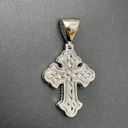 925 Sterling Silver Gothic Cross With Moissanite - Medium