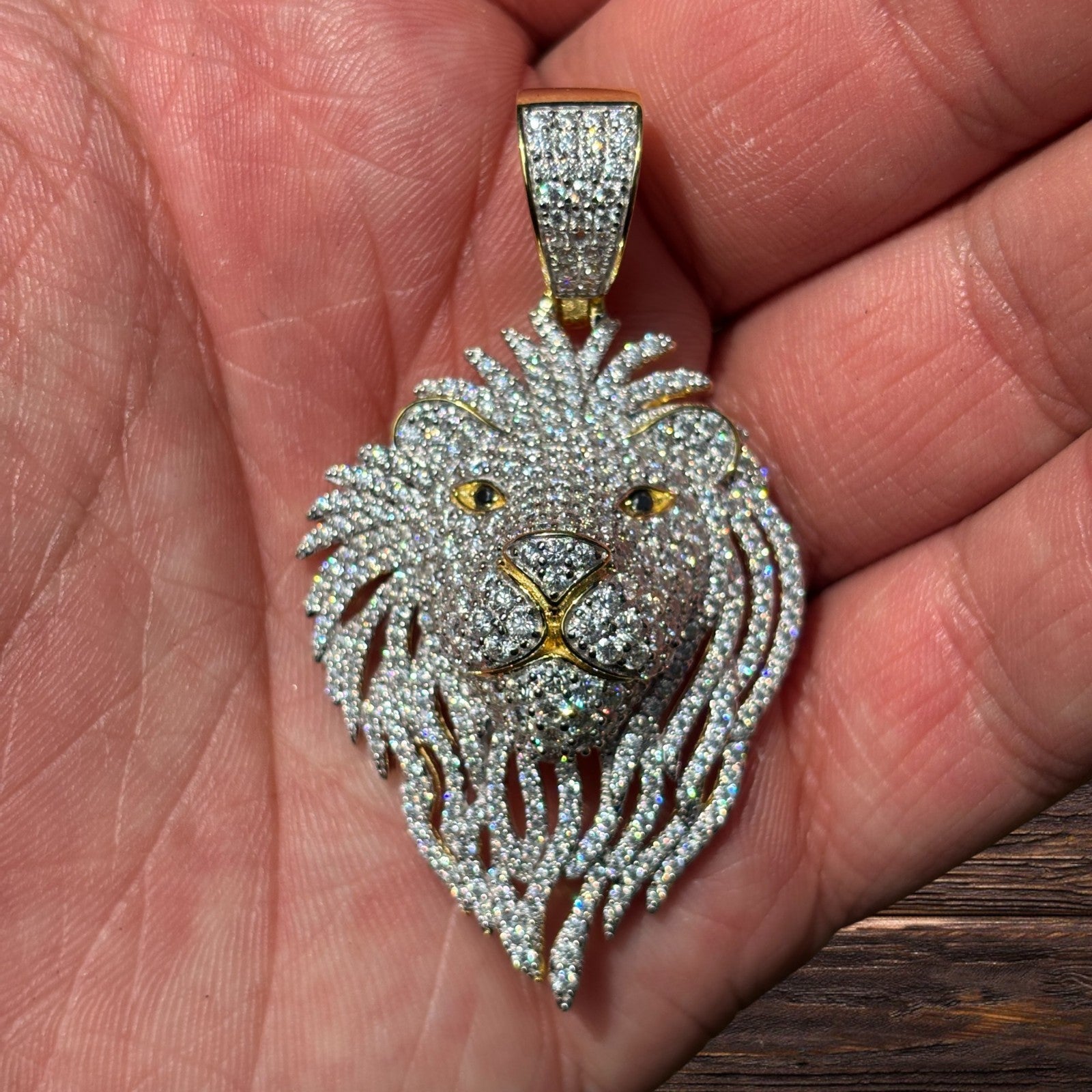 925 Sterling Silver Lion Pendant With Moissanite