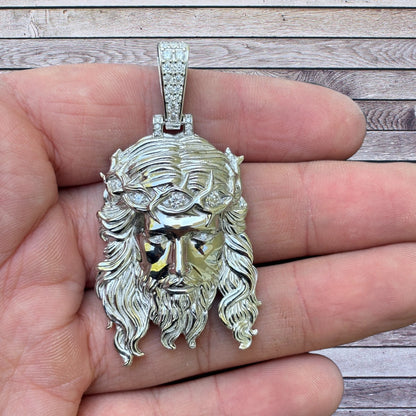 925 Sterling Silver Jesus Pendant With Moissanite - Small