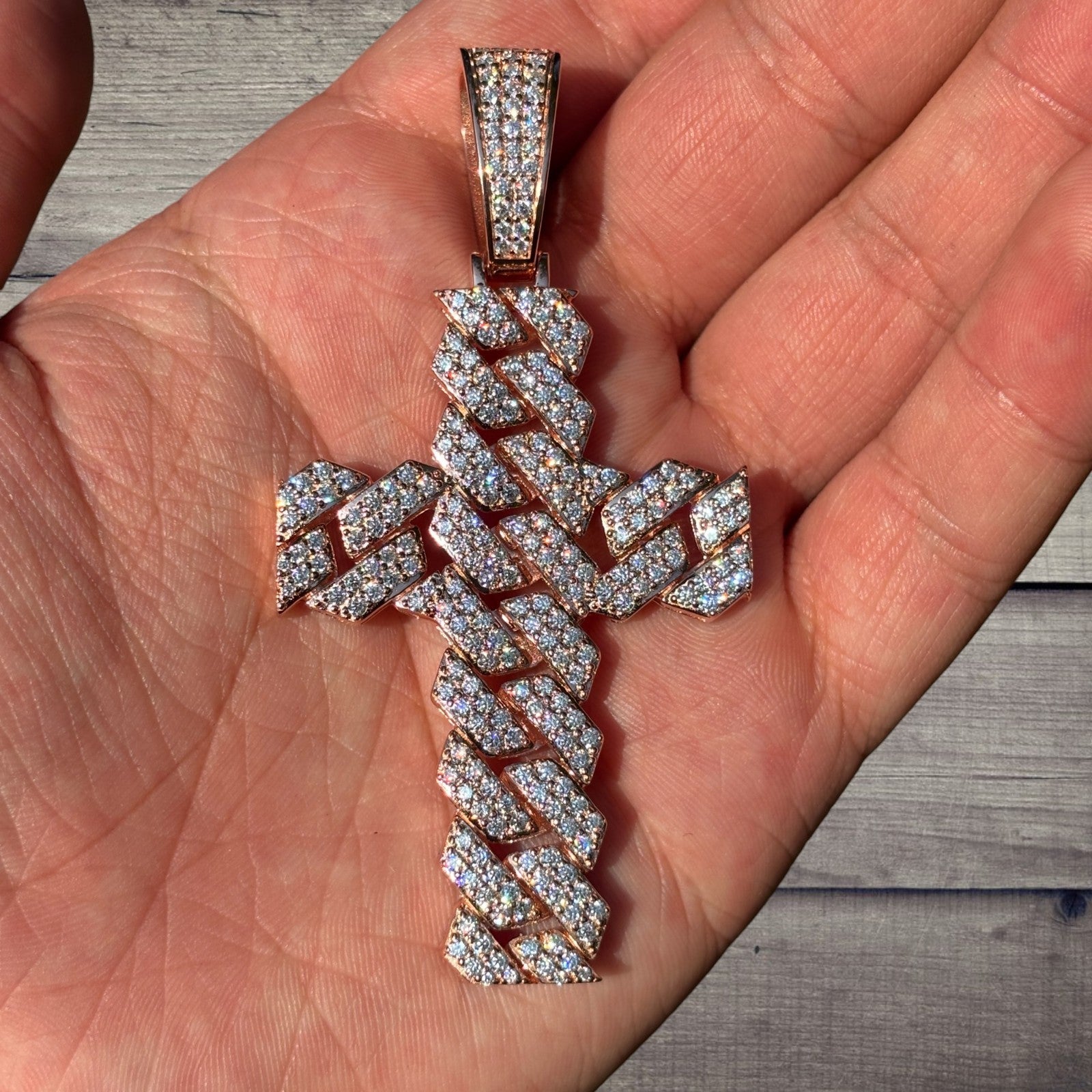 925 Sterling Silver Cuban Prong Cross With Moissanite - Large