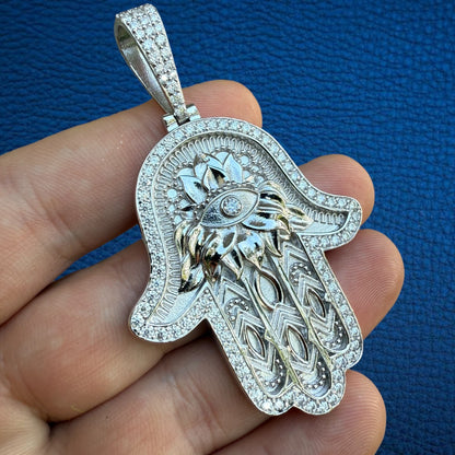925 Sterling Silver Hamsa Hand Pendant With Moissanite - Large