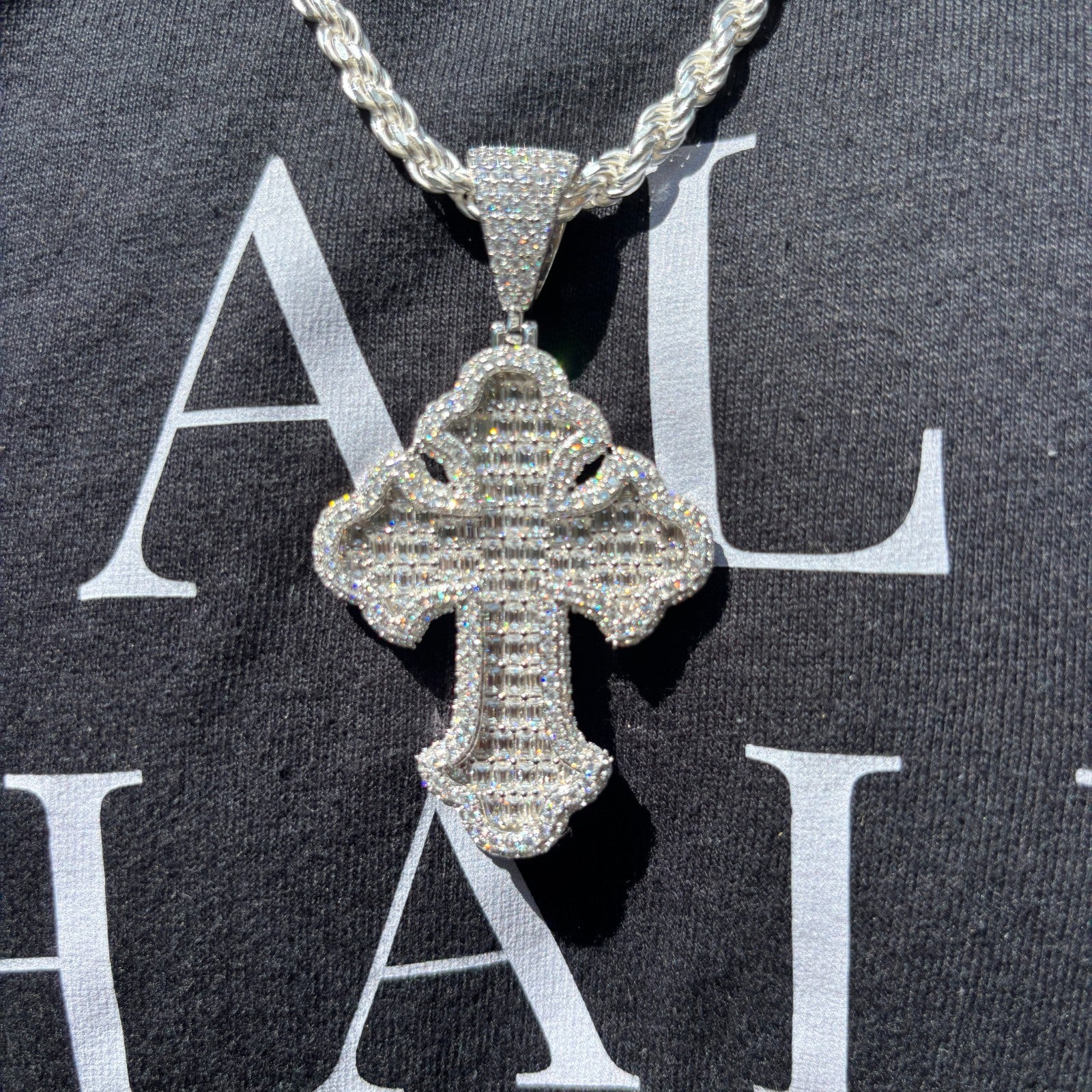 925 Sterling Silver Gothic Cross With Moissanite - Large