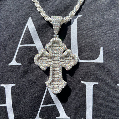 925 Sterling Silver Gothic Cross With Moissanite - Large