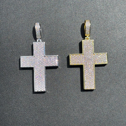 925 Sterling Silver 3D Cross Pendant With Moissanite - Medium