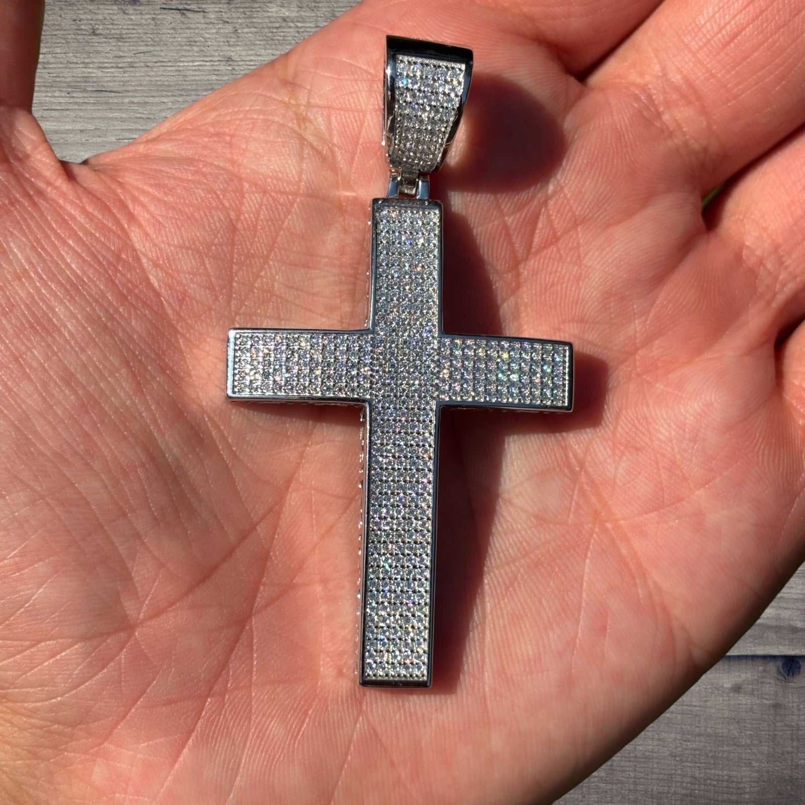 925 Sterling Silver Iced Out Cross Pendant With Moissanite