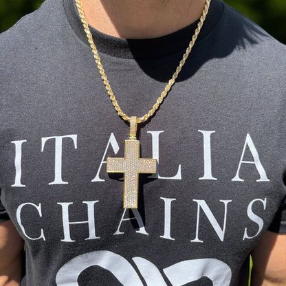 925 Sterling Silver 3D Cross Pendant With Moissanite - Large