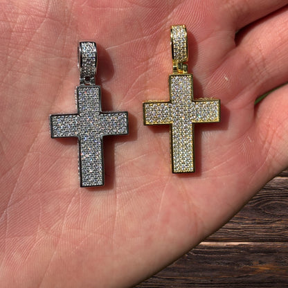 925 Sterling Silver 3D Cross Pendant With Moissanite - Small