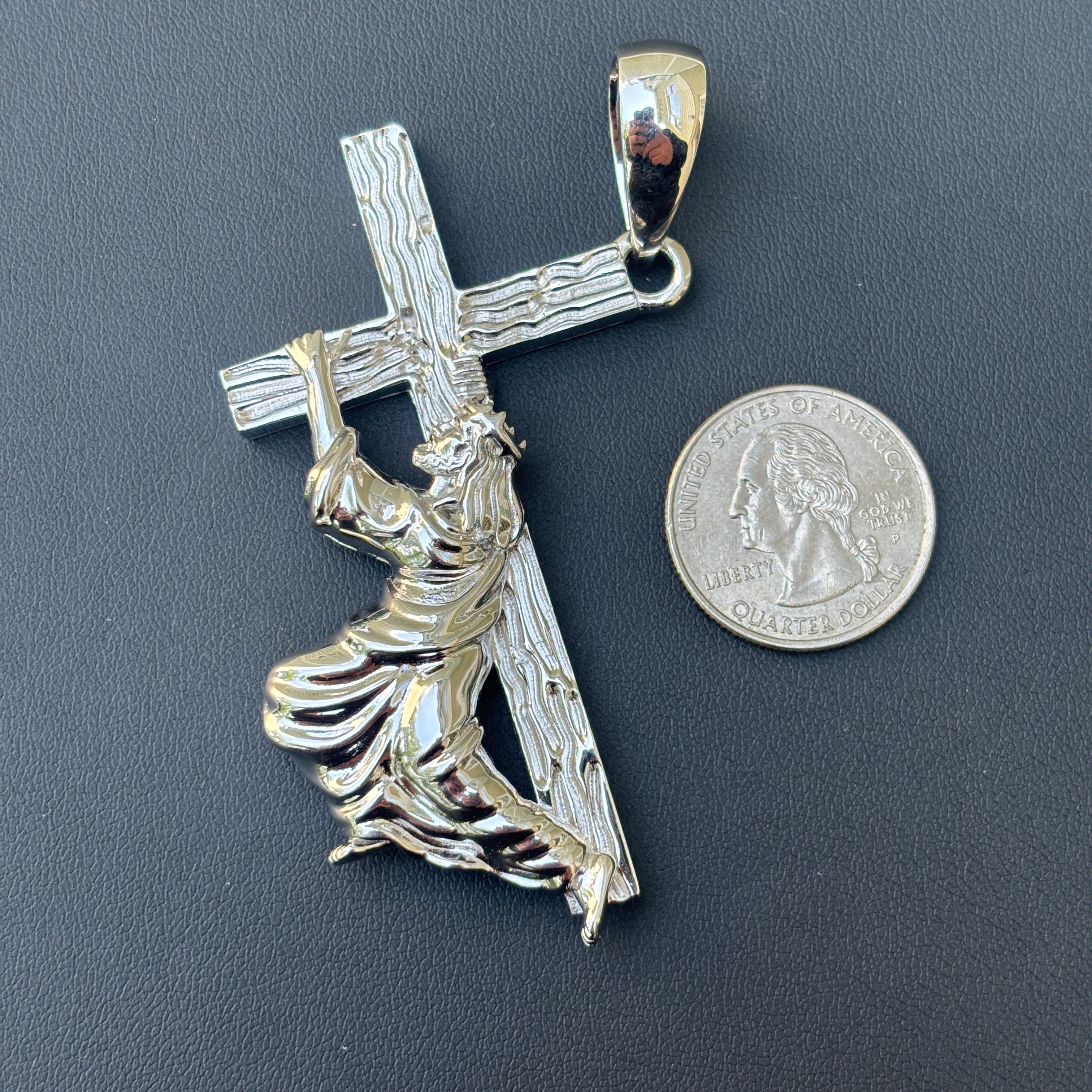 925 Sterling Silver Jesus Carrying Cross Pendant - Large