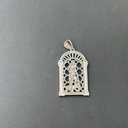 925 Sterling Silver St Lazarus Pendant With Moissanite