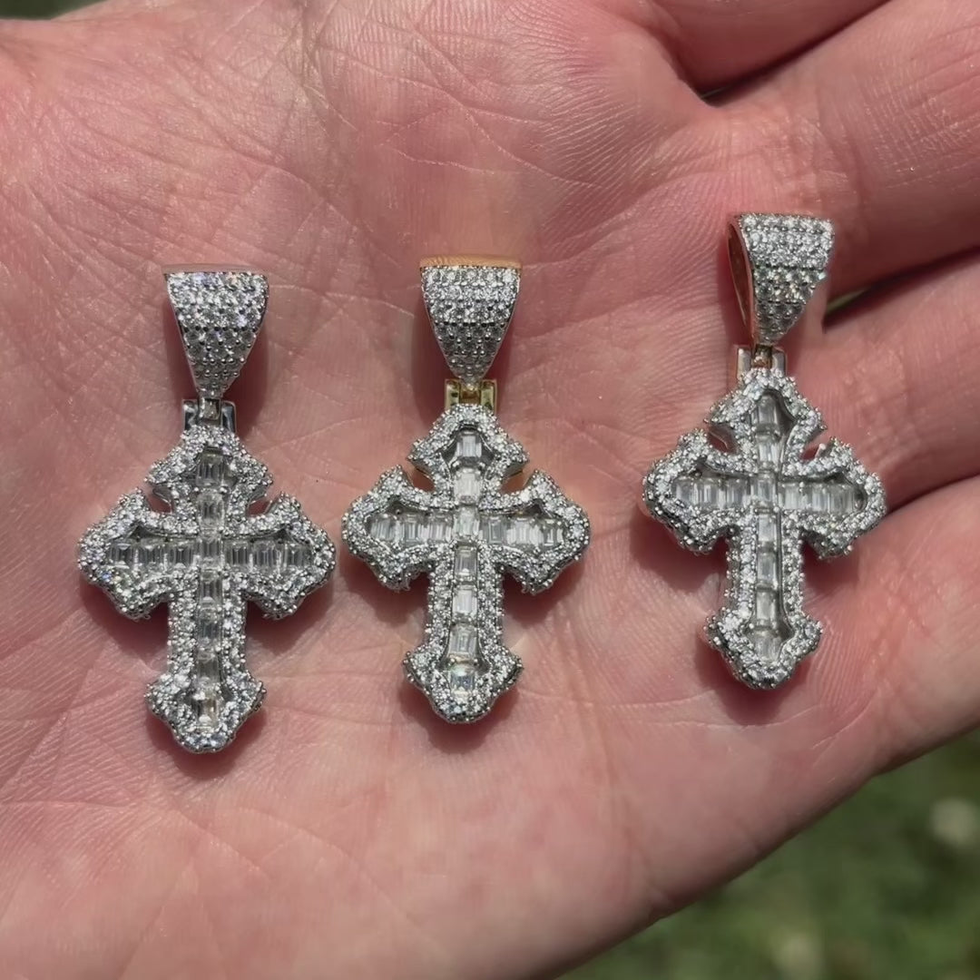 925 Sterling Silver Gothic Cross With Moissanite - Small