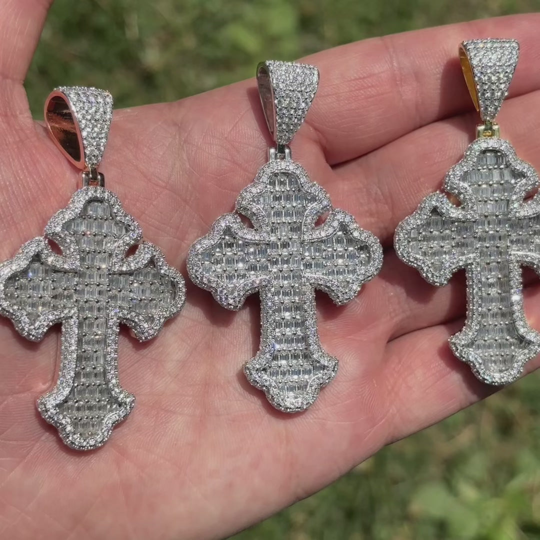 925 Sterling Silver Gothic Cross With Moissanite - Large