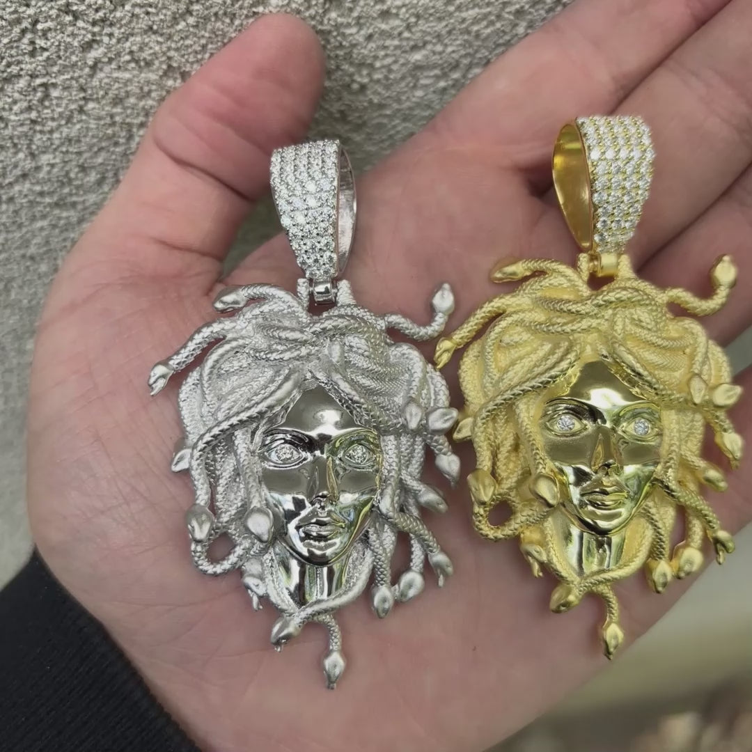 925 Sterling Silver Medusa Head Pendant With Moissanite - Large