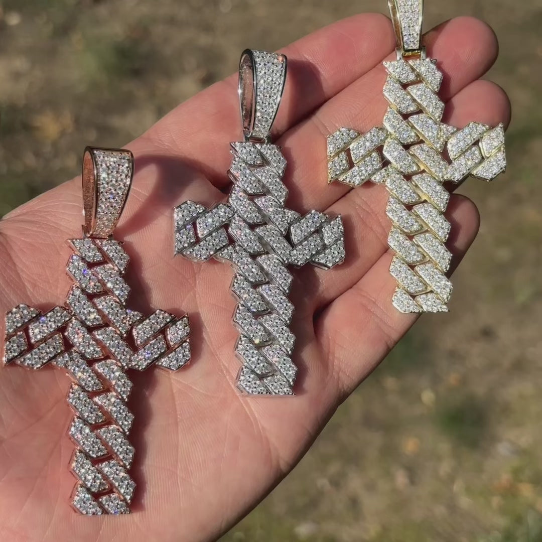 925 Sterling Silver Cuban Prong Cross With Moissanite - Large