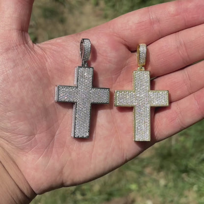 925 Sterling Silver 3D Cross Pendant With Moissanite - Small