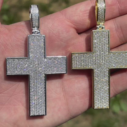 925 Sterling Silver 3D Cross Pendant With Moissanite - Large